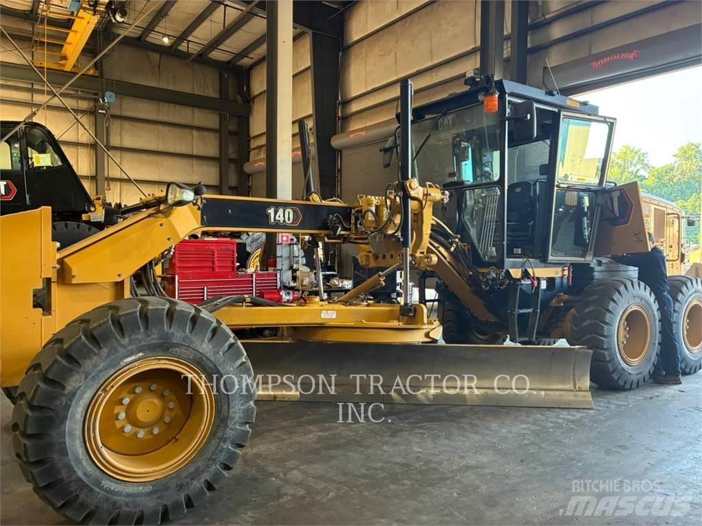 CAT 140 平土機