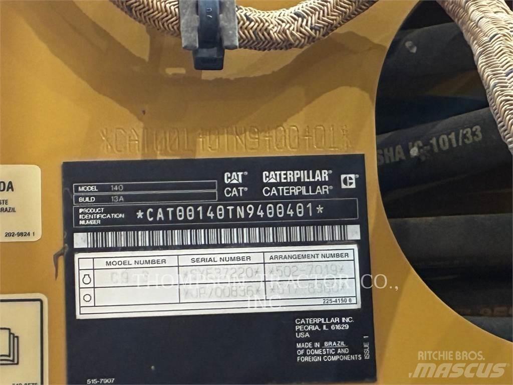 CAT 140 平土機