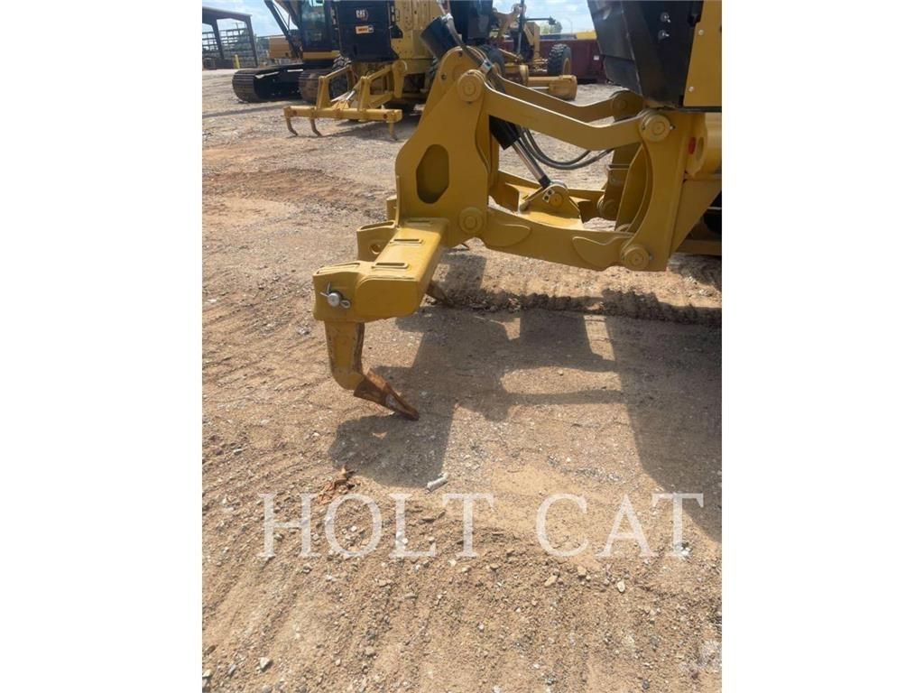 CAT 140 平土機