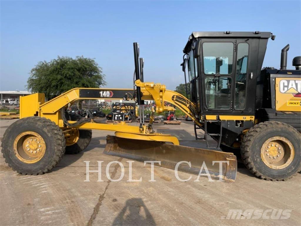 CAT 140 平土機