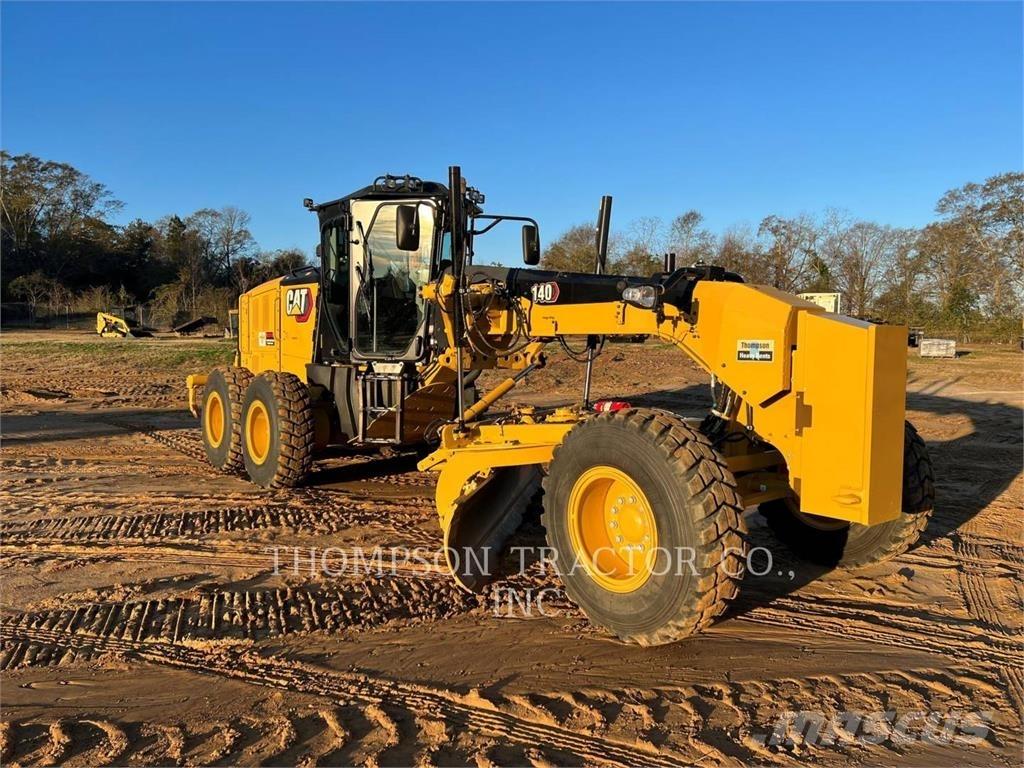 CAT 140 平土機