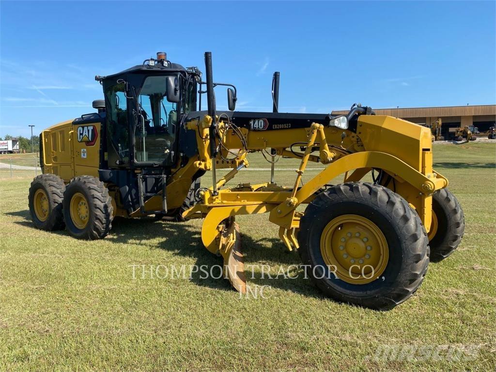 CAT 140 平土機