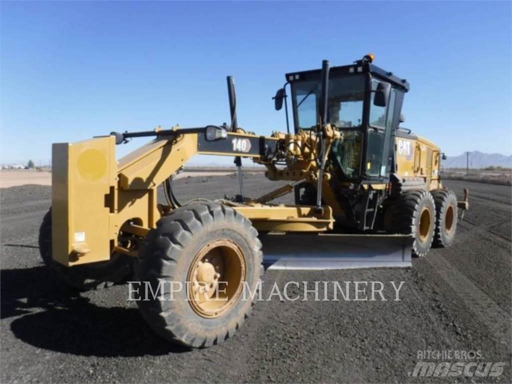 CAT 140-13 平土機