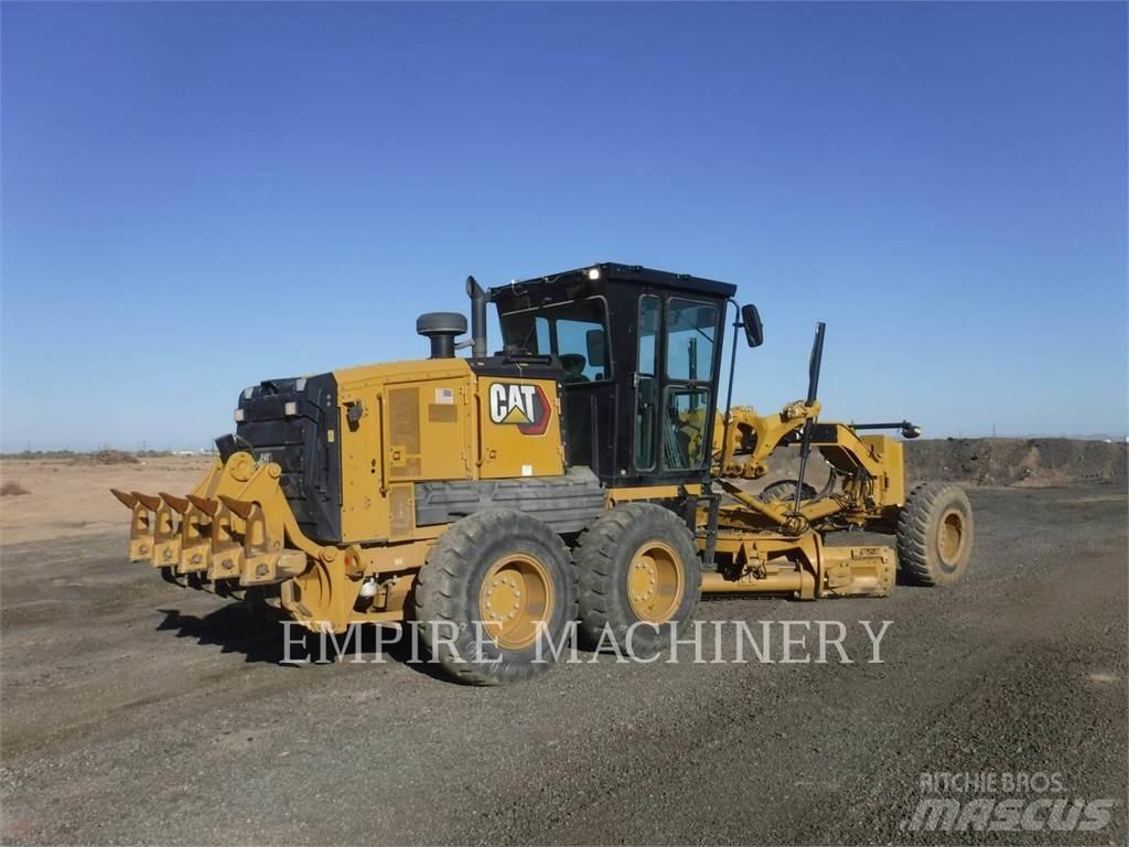 CAT 140-13 平土機