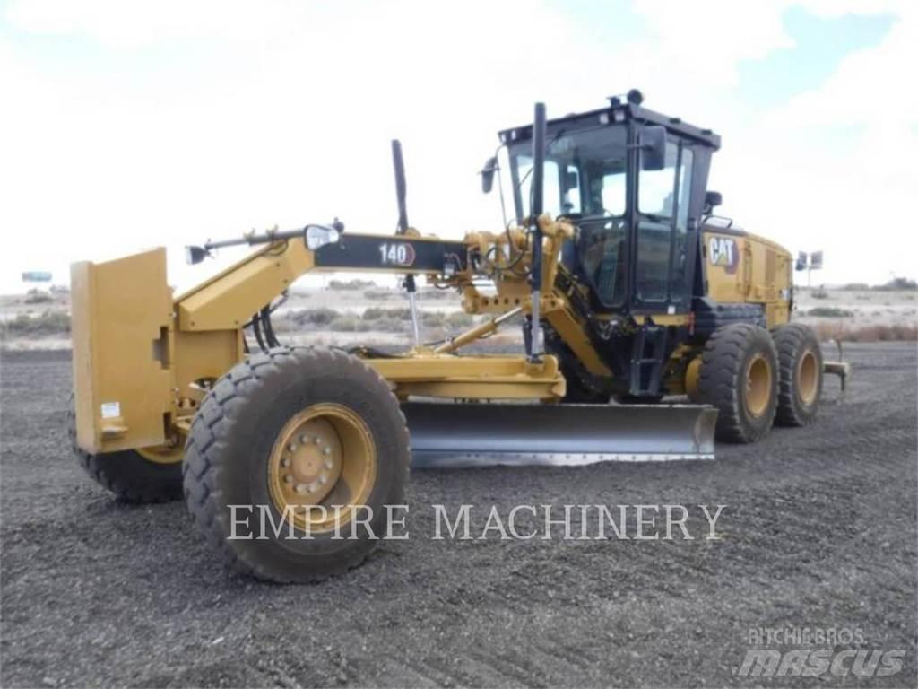 CAT 140-13 平土機