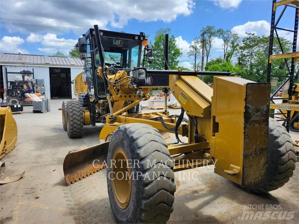CAT 140-13 平土機