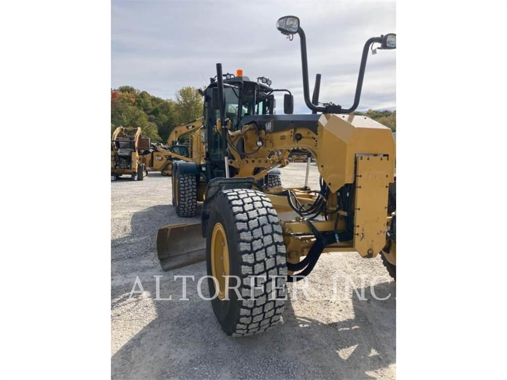 CAT 140-15AWD 平土機