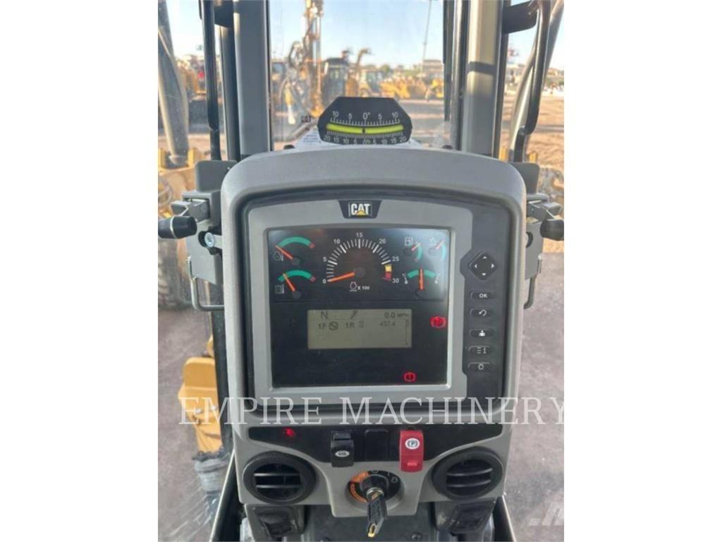 CAT 140-15AWT2 平土機