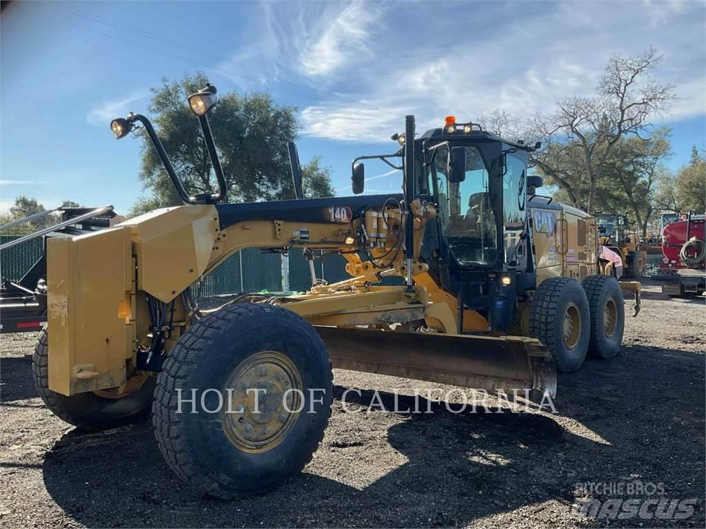 CAT 140 AWD 平土機