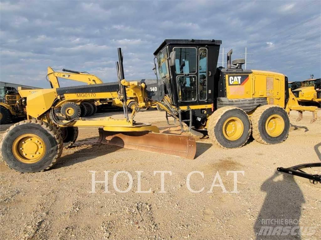 CAT 140 AWD 平土機