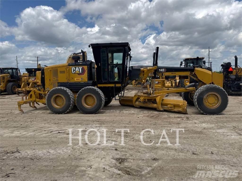 CAT 140 AWD 平土機