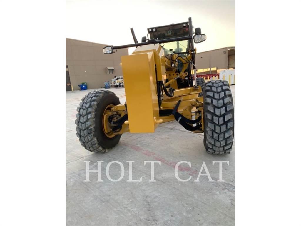 CAT 140 AWD 平土機