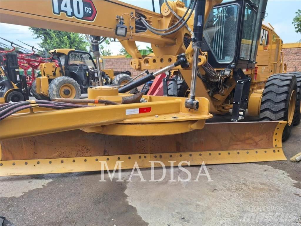 CAT 140GC 平土機