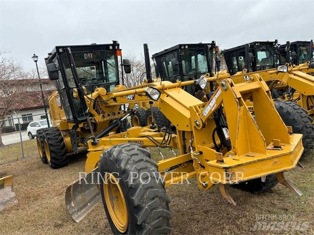 CAT 140GC 平土機