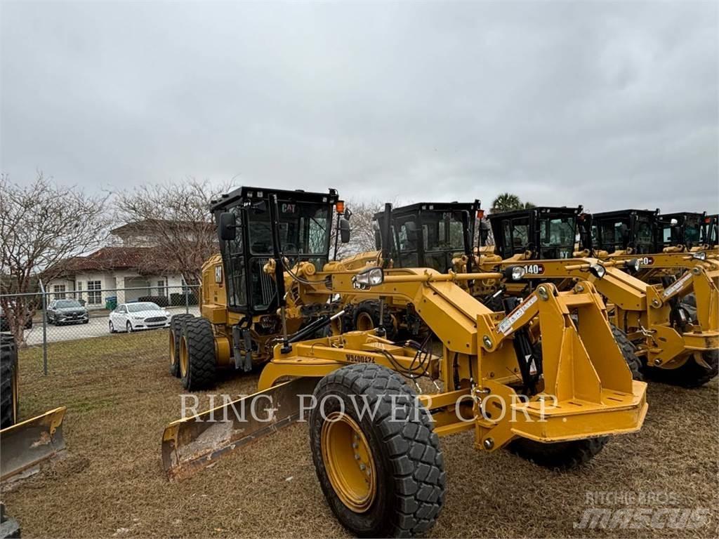 CAT 140GC 平土機