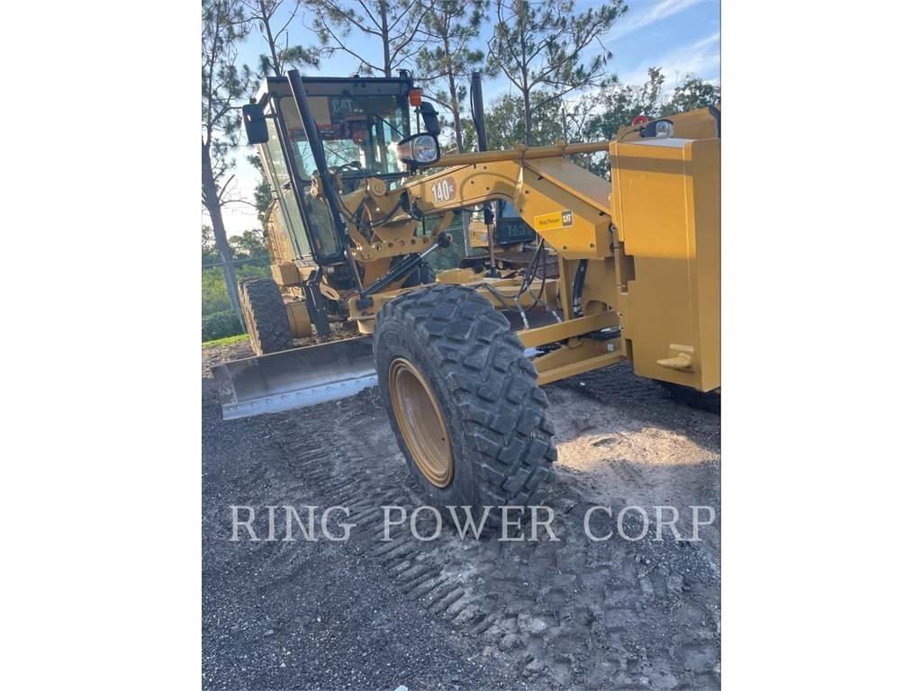 CAT 140GC 平土機