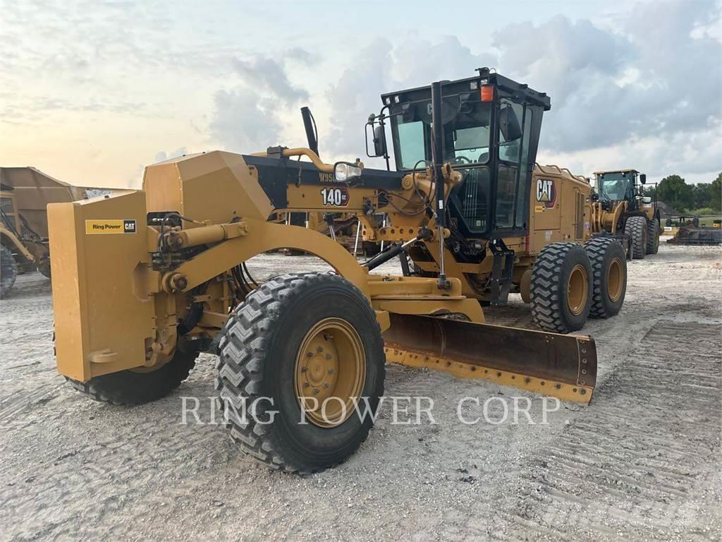 CAT 140GCAWD 平土機