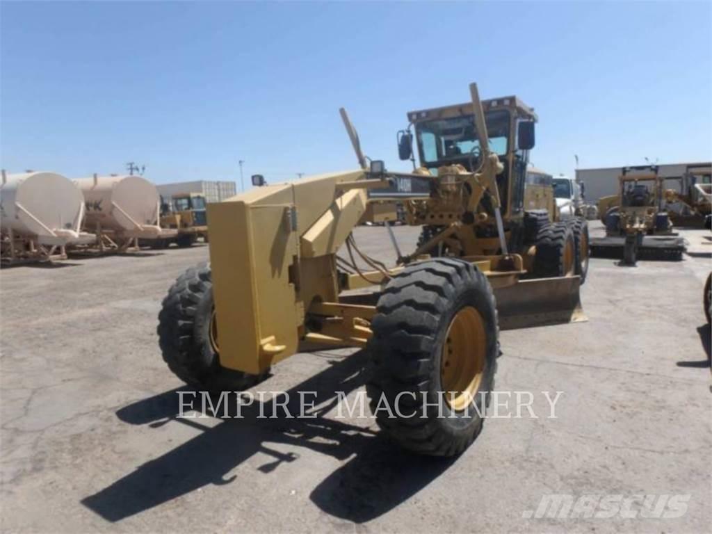 CAT 140H 平土機