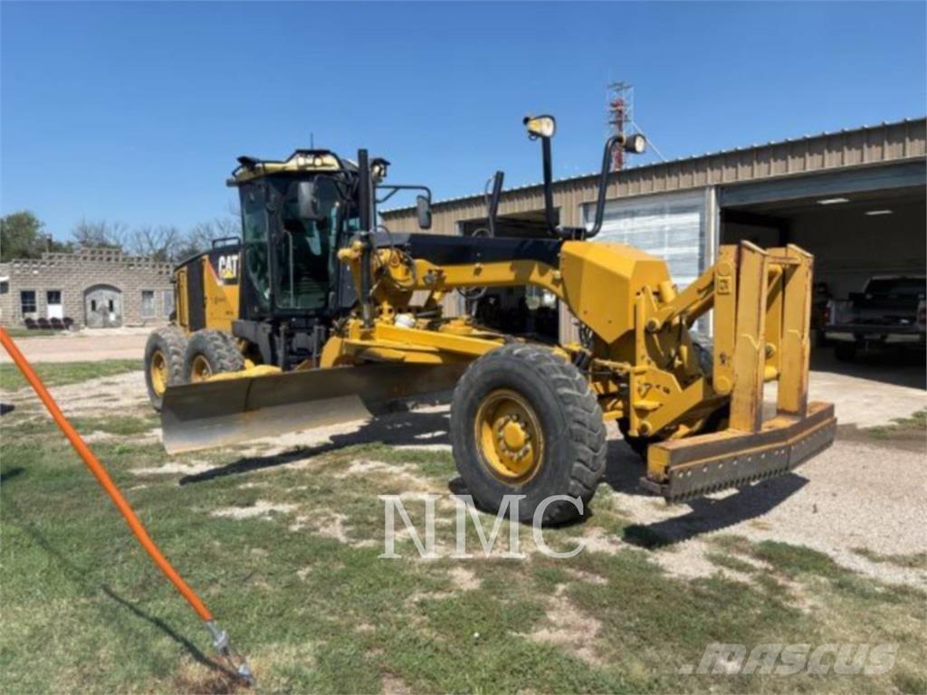 CAT 140M 平土機