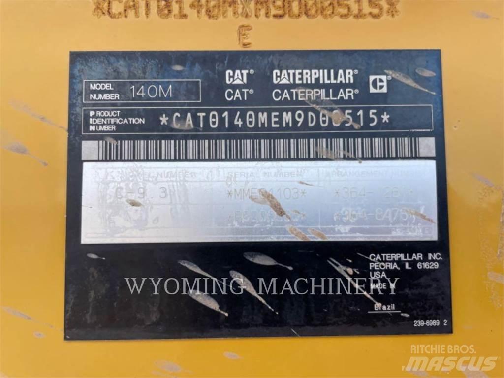 CAT 140M 2 平土機