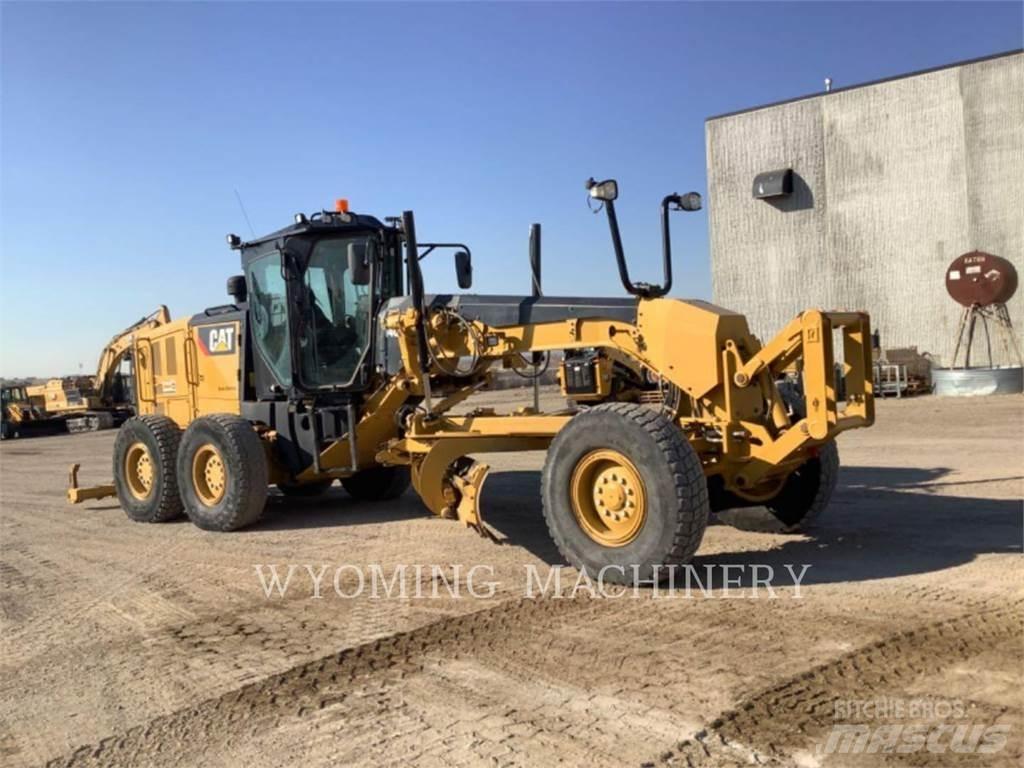CAT 140M 3 平土機