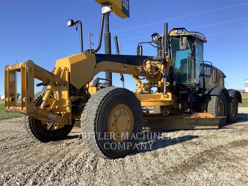 CAT 140M AWD 平土機