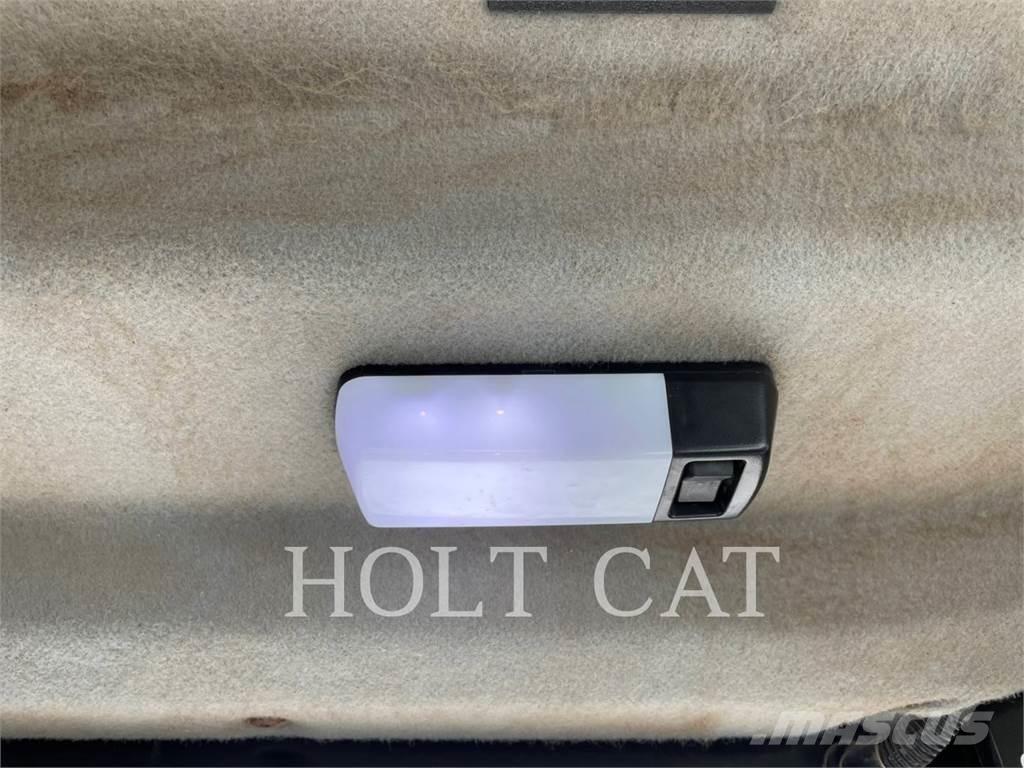 CAT 140M2 平土機