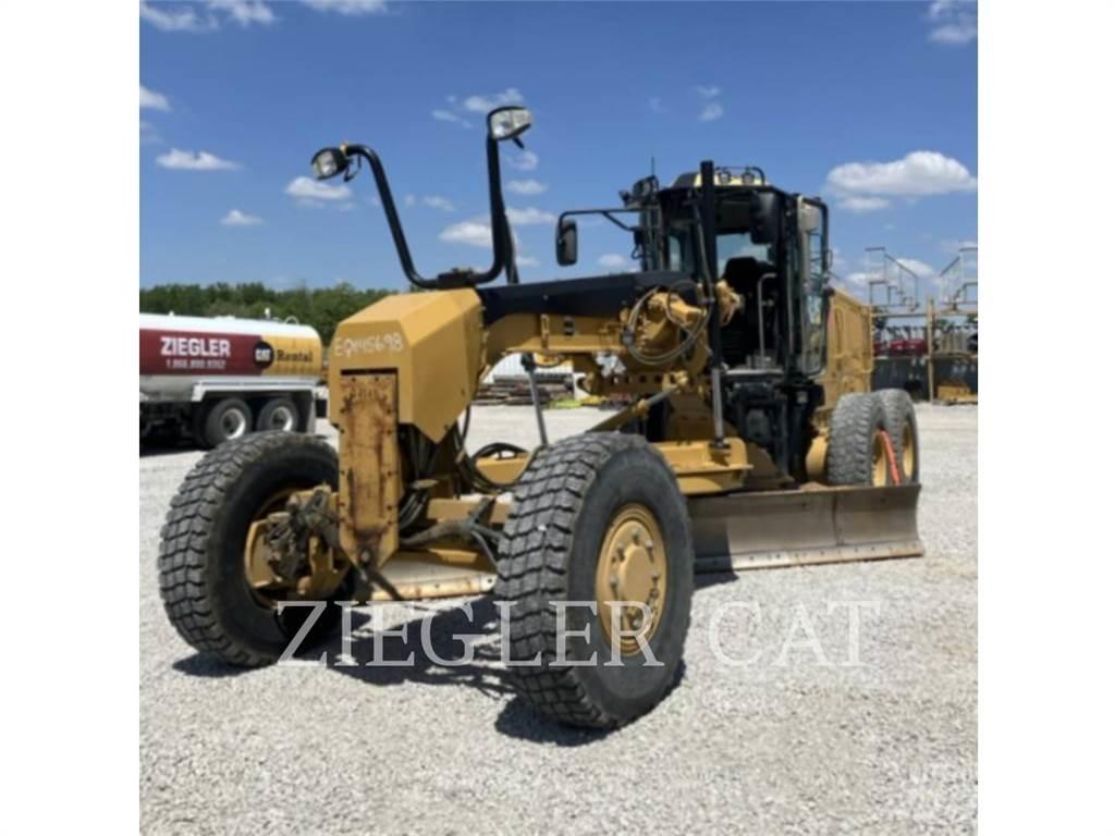 CAT 140M2AWD 平土機