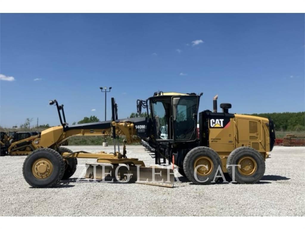 CAT 140M2AWD 平土機