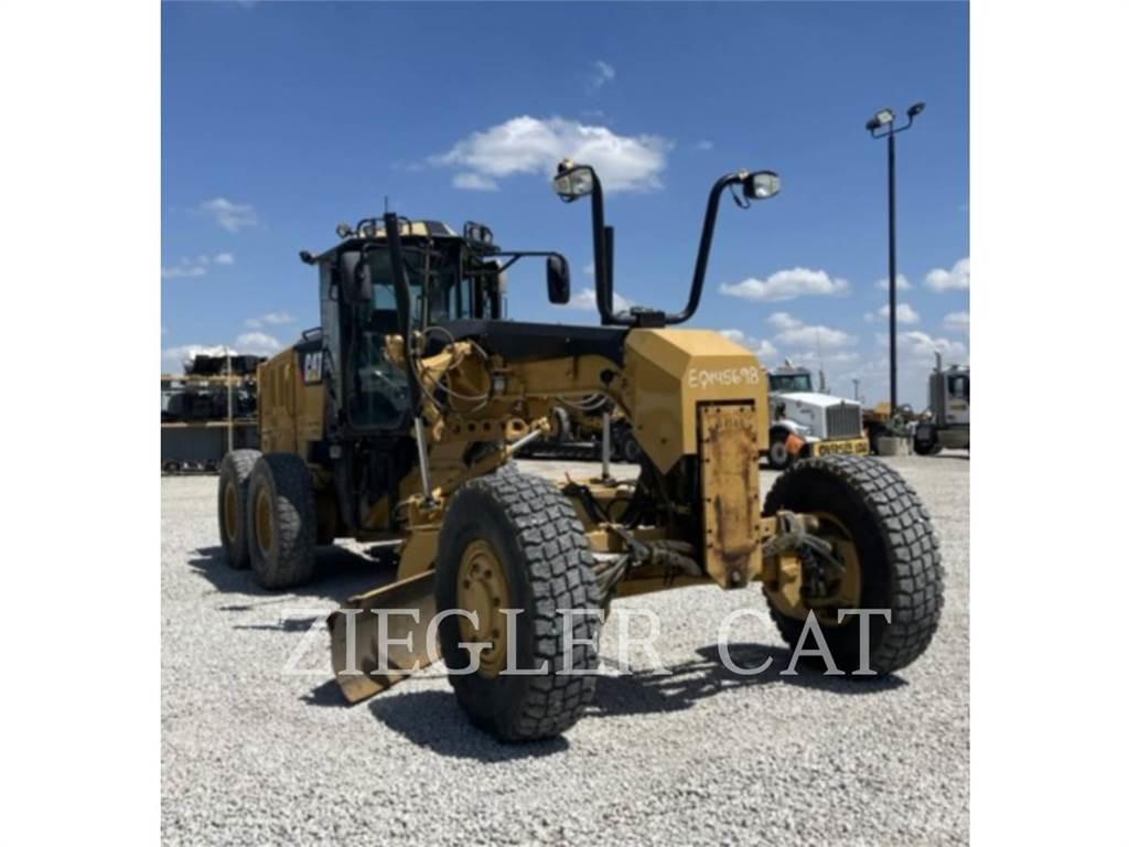 CAT 140M2AWD 平土機