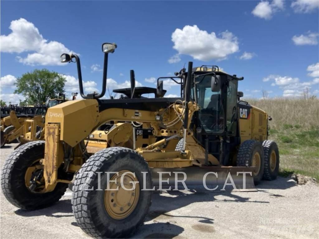 CAT 140M2AWD 平土機