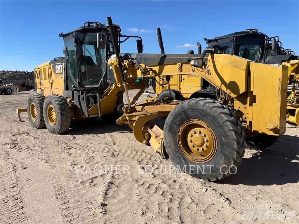 CAT 140M3 平土機
