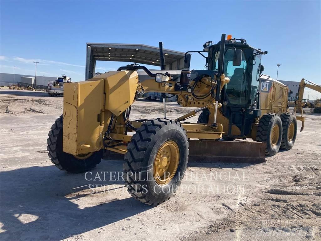 CAT 140M3 平土機