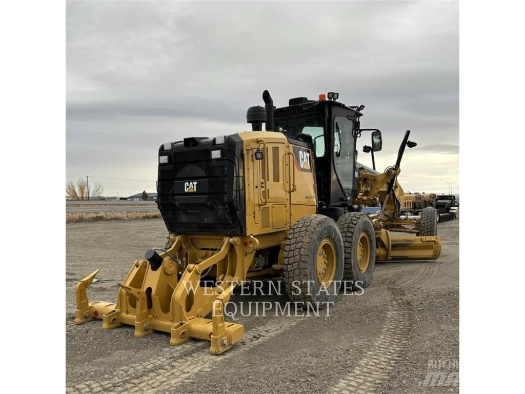 CAT 140M3 平土機