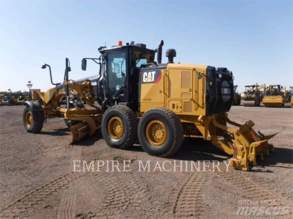 CAT 140M3 平土機