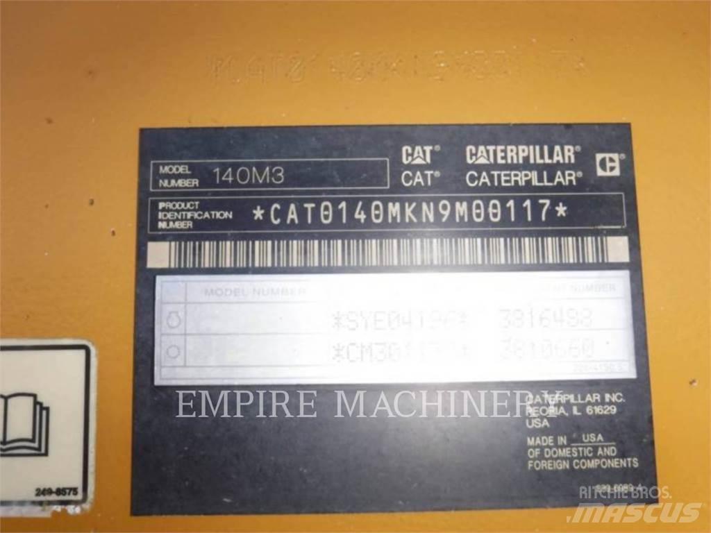 CAT 140M3 平土機