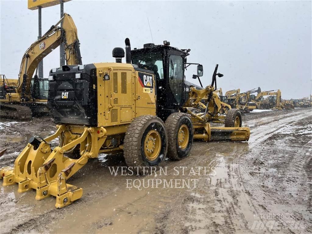 CAT 140M3 平土機