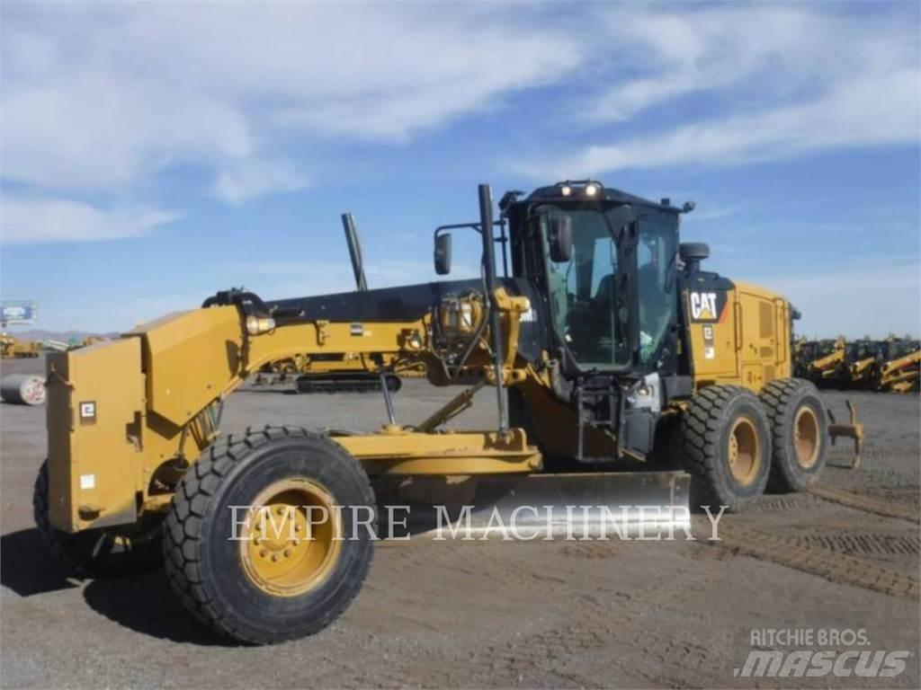 CAT 140M3 平土機