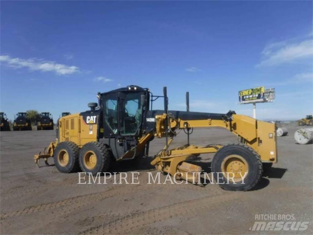 CAT 140M3 平土機