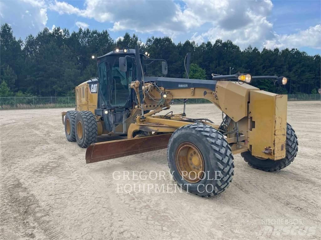 CAT 140M3 平土機