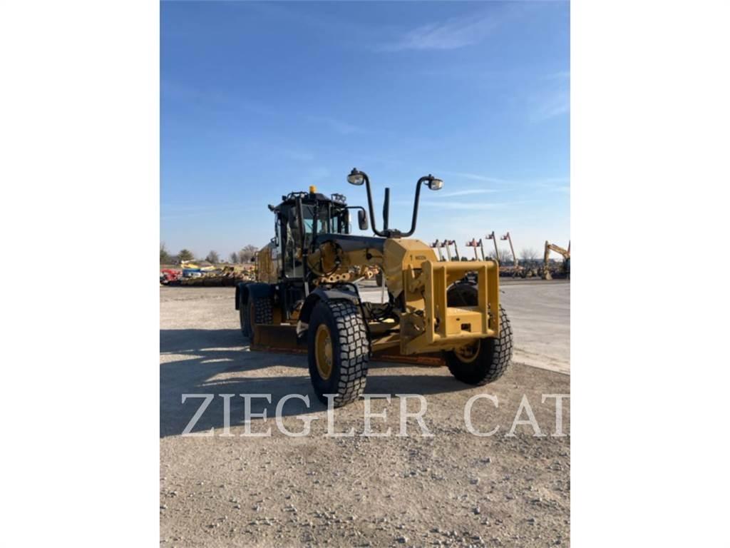 CAT 140M3 平土機