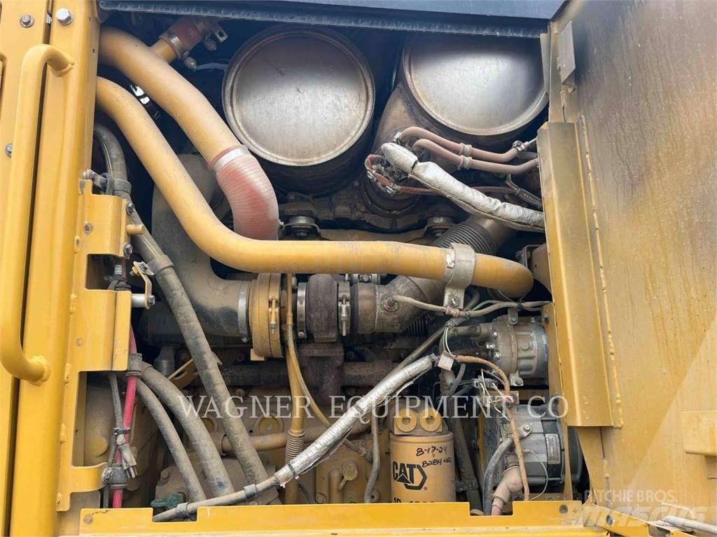CAT 140M3 平土機