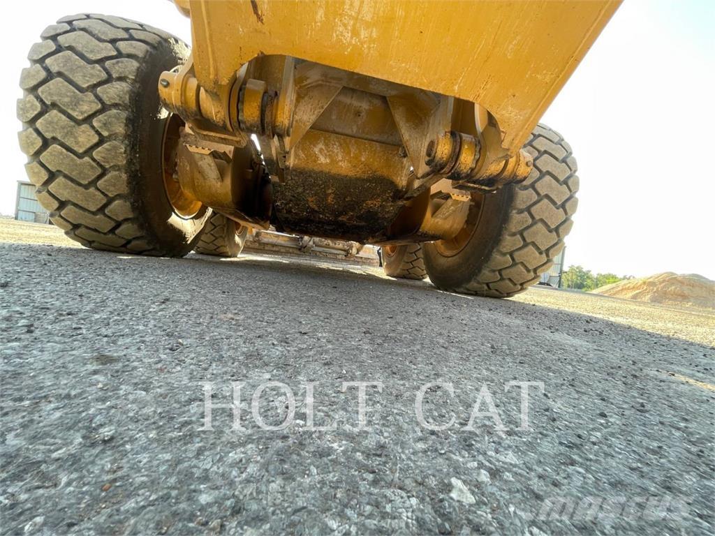 CAT 140M3 平土機