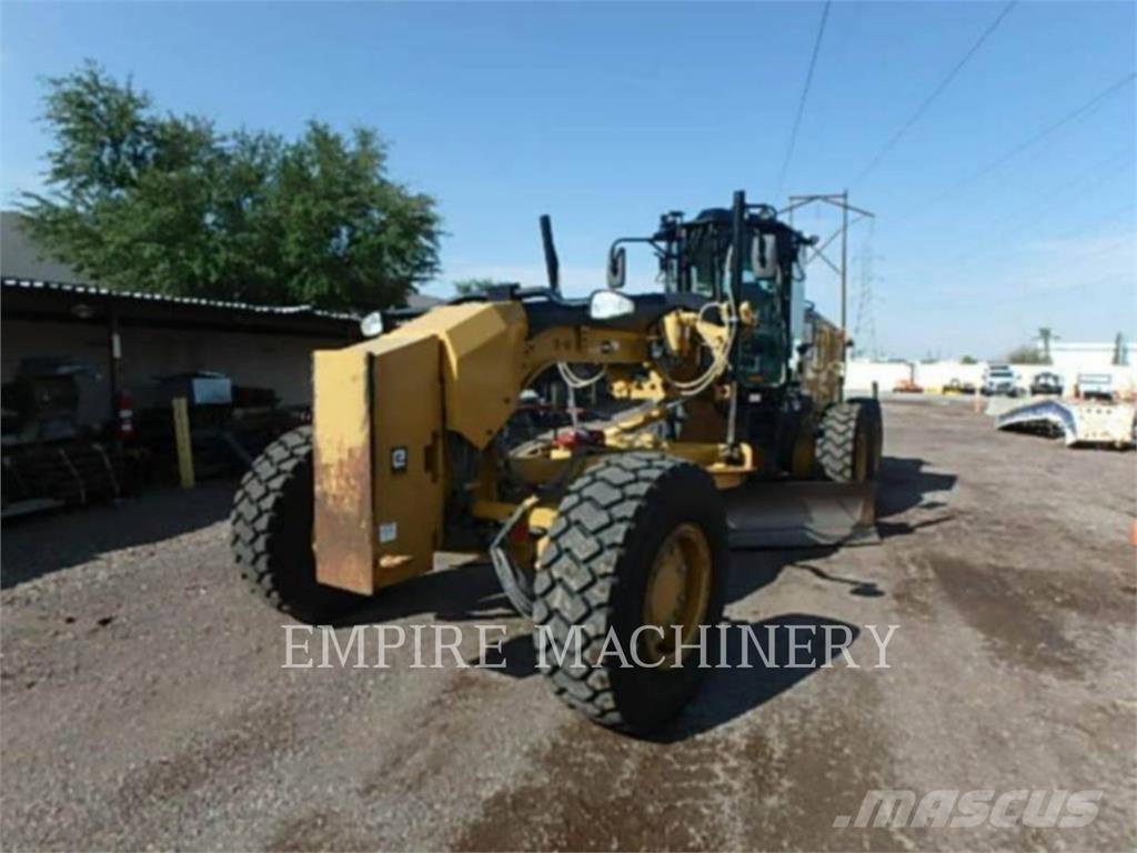 CAT 140M3 平土機
