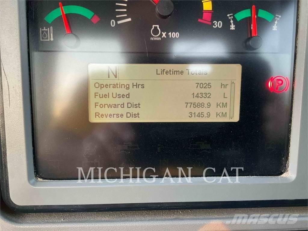 CAT 140M3 AWD 平土機