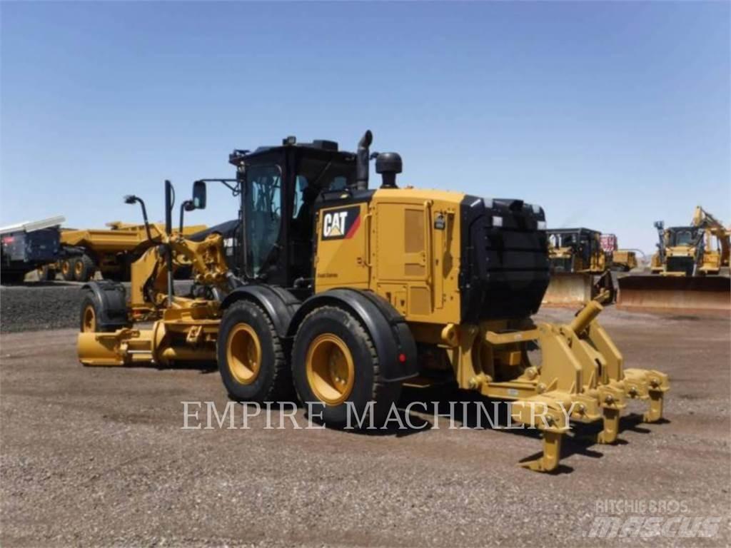 CAT 140M3 AWD 平土機