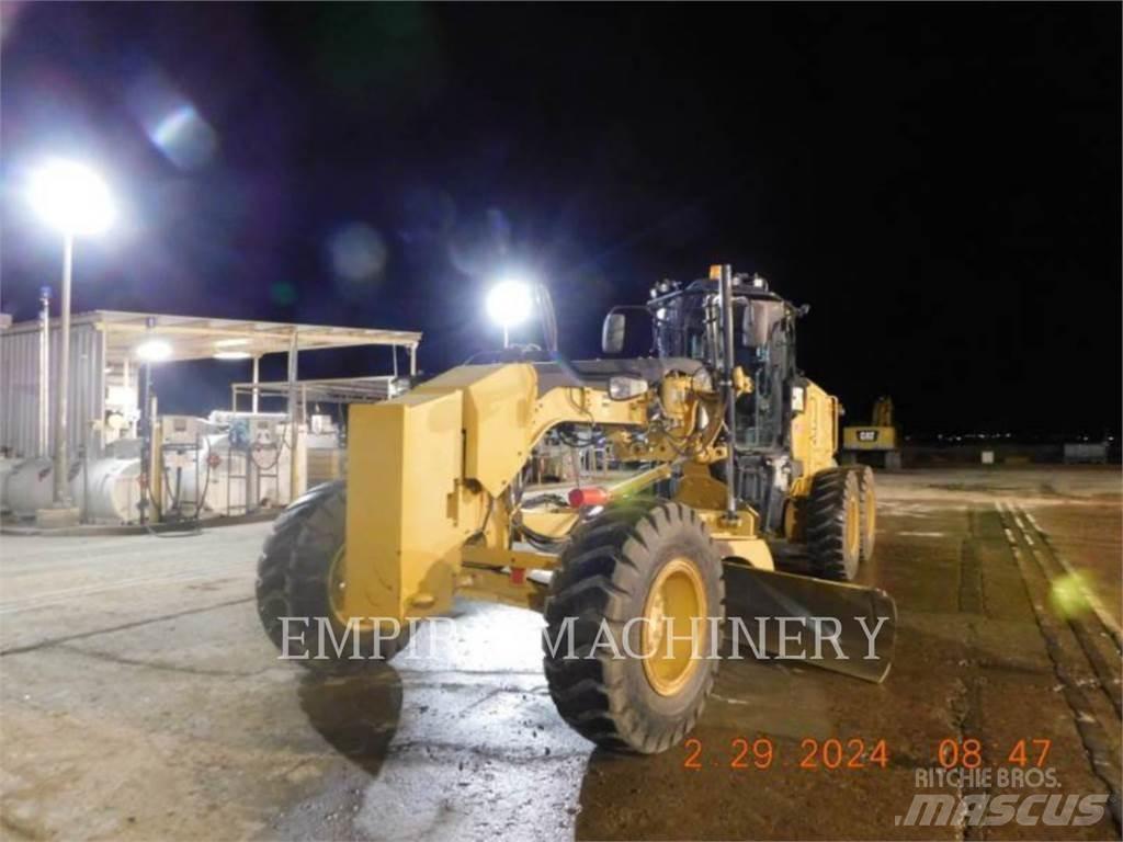 CAT 140M3 TE 平土機