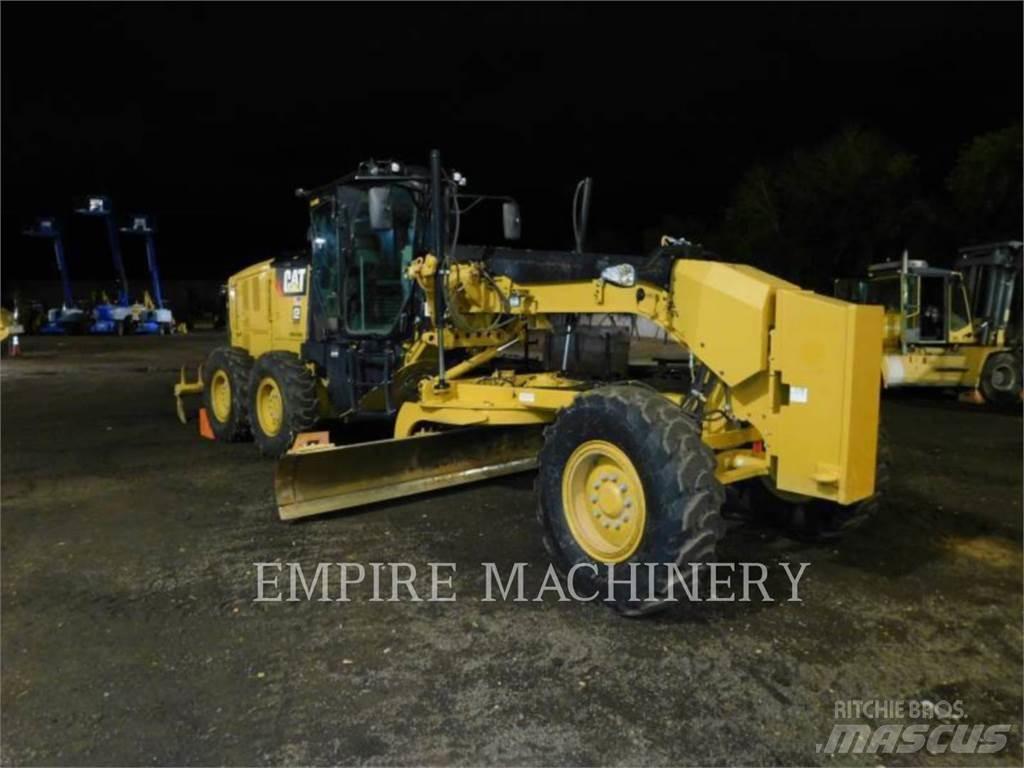 CAT 140M3 TR 平土機