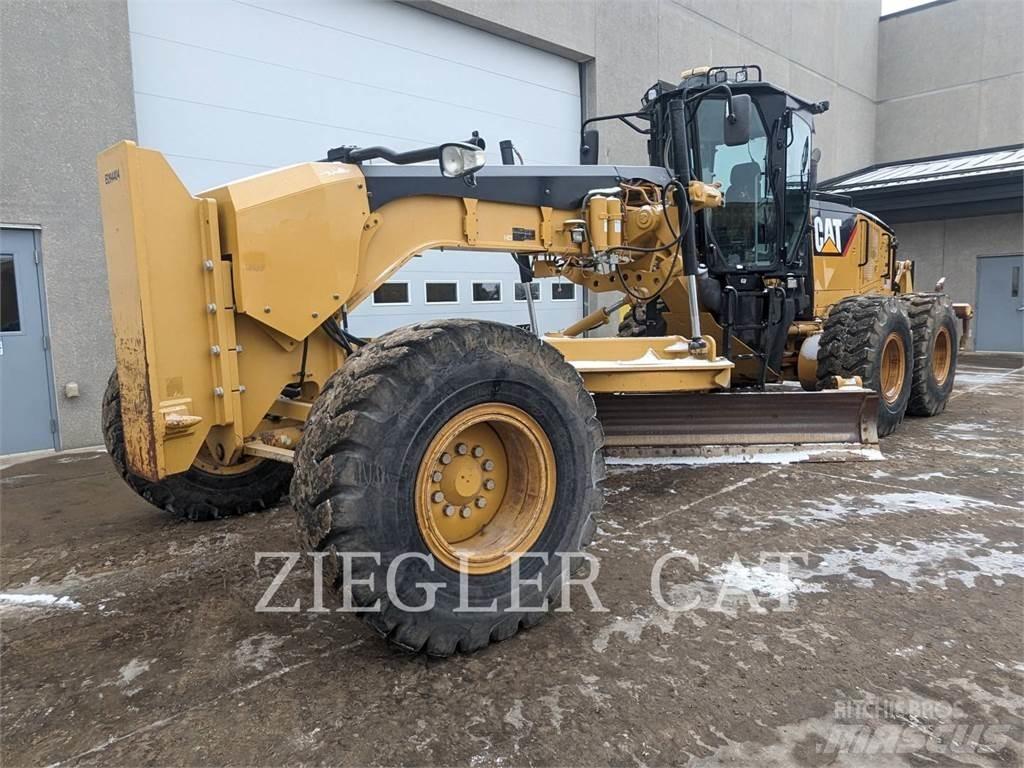 CAT 14M 平土機
