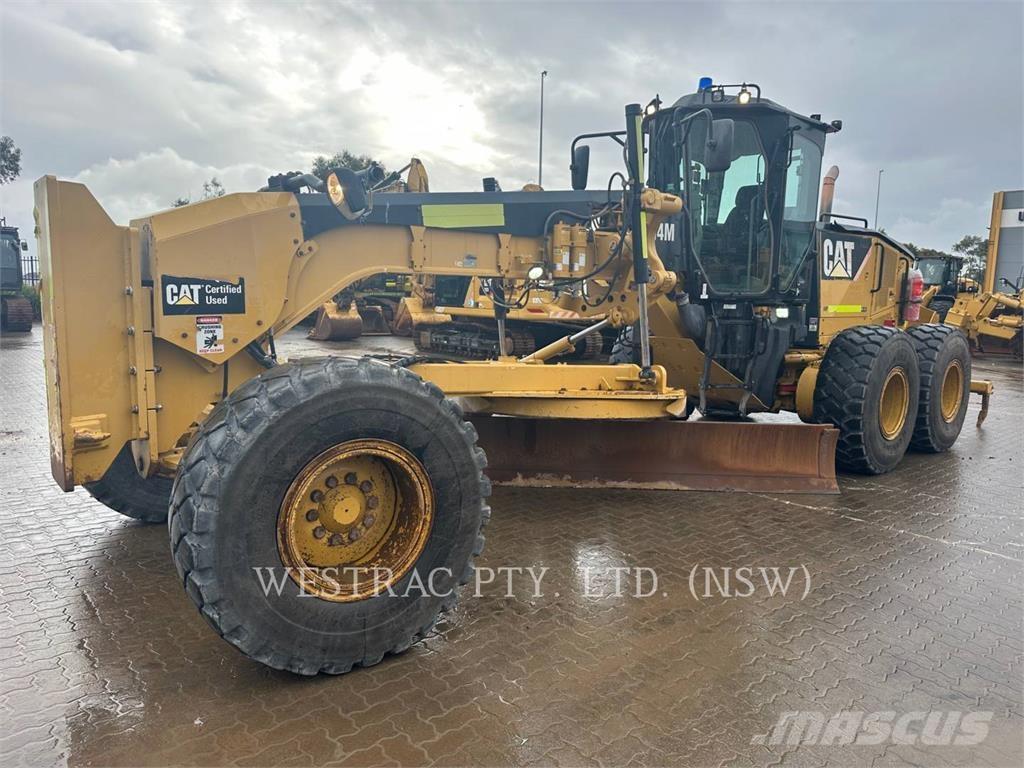 CAT 14M 平土機